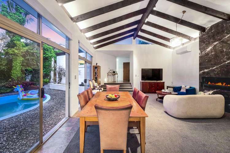 23 Gordon Avenue Forrest Hill_7