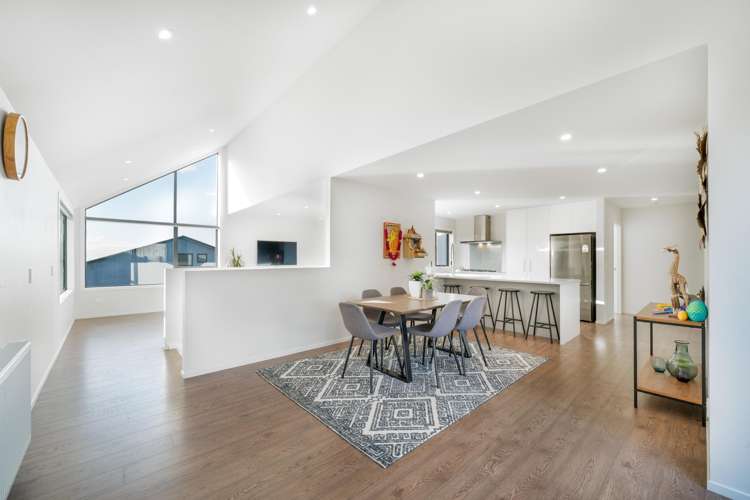 15 Lemonwood Way Woodridge_5