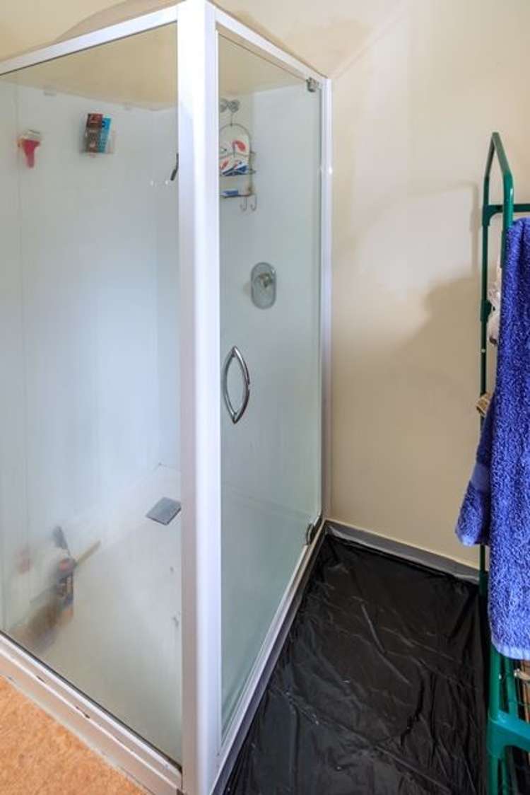 27 Nottingham Crescent Calton Hill_9