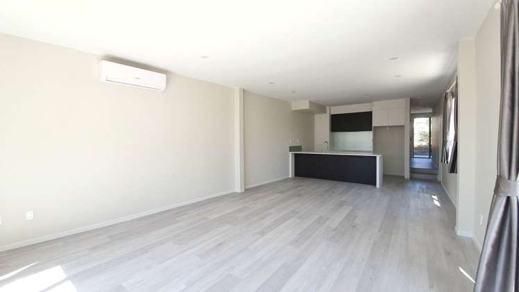 246 Queens Road Panmure_7