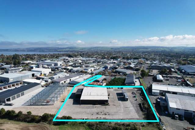 Versatile Industrial Warehouse with Offices and c.4,000m2 Yard &ndash; Available Now