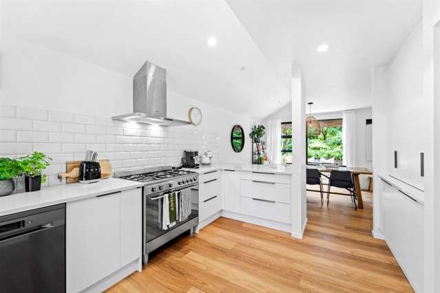 1/6 Heathcote Road Castor Bay_3