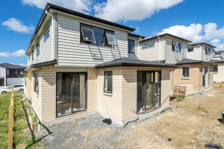 26 Cooladawson Drive Flat Bush_3