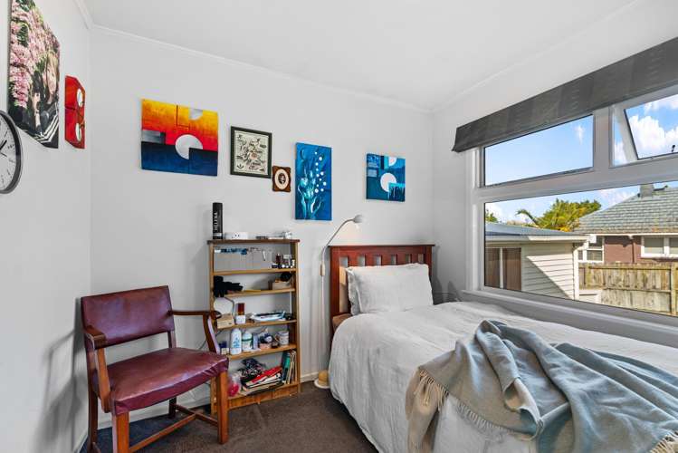 29 Lyndhurst Road Te Atatu South_15