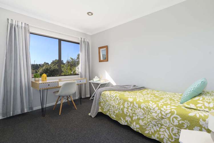 30 Waipuna Grove Welcome Bay_13