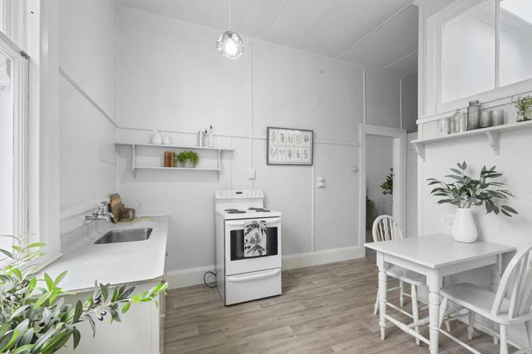 17 Barrett Street Westown_9