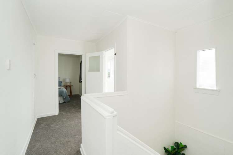 327 North Road Waikiwi_15