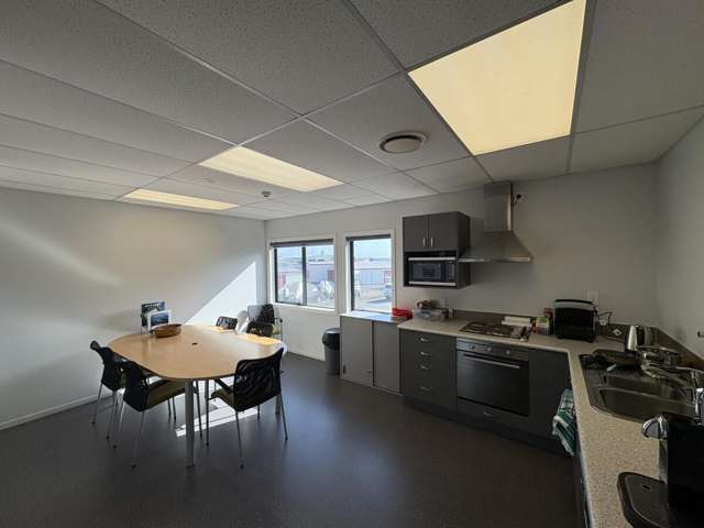 Level 1, 20 Jean Batten Drive Mount Maunganui_3