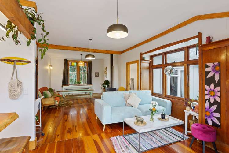 33 Tasman Road Otaki Beach_12