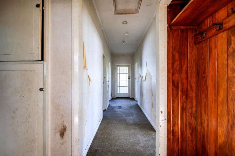 296 High Street Dannevirke_10