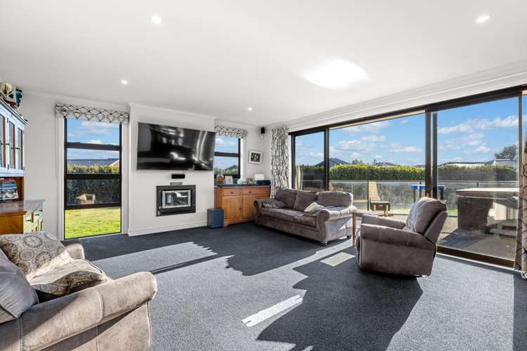 7 Shillingford Boulevard Rolleston_11