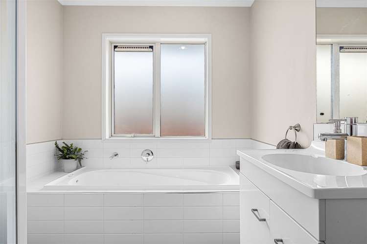 24 Farnborough Street Aranui_7