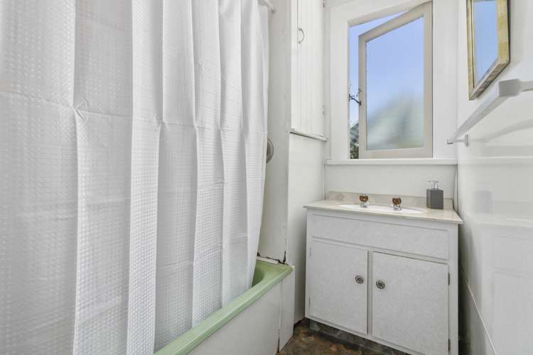 93 Quadrant Road Onehunga_15