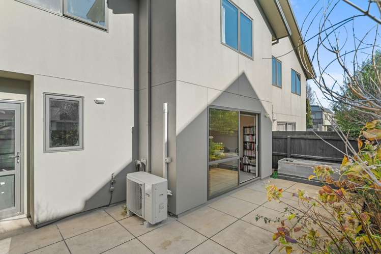 2/38 Brockworth Place Riccarton_14