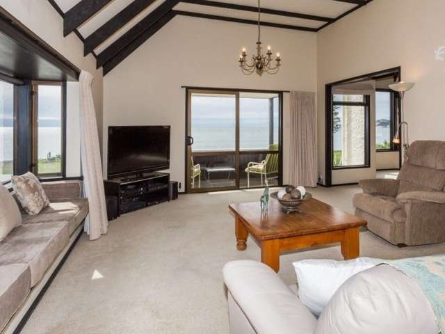 76 The Esplanade Westshore_3