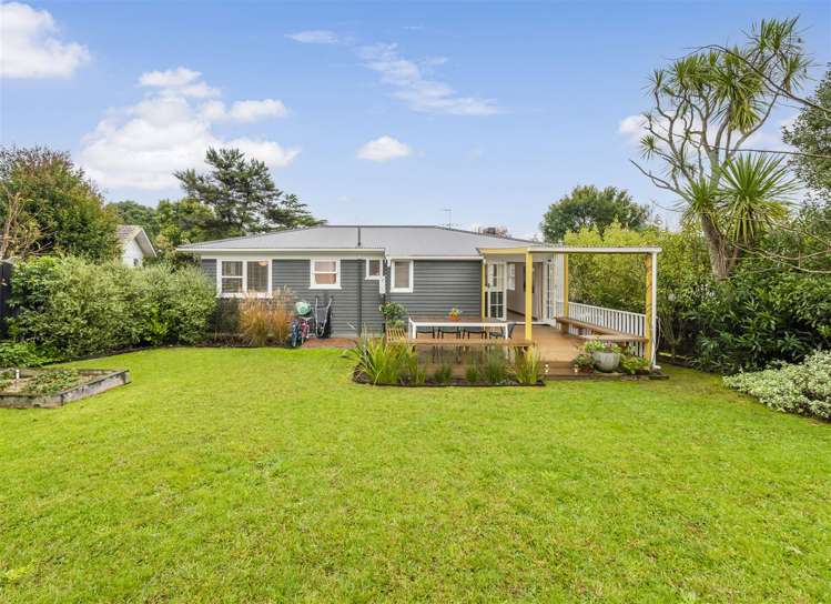 10 Taioma Crescent Te Atatu Peninsula_24