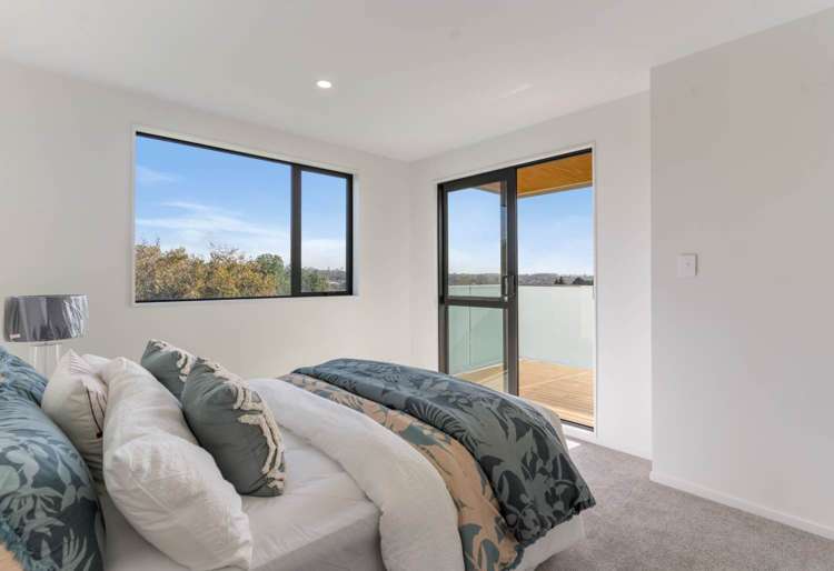 8/61 Clayburn Road Glen Eden_5