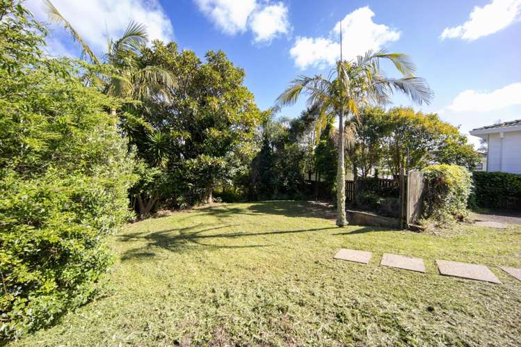 67 Golf Road New Lynn_22