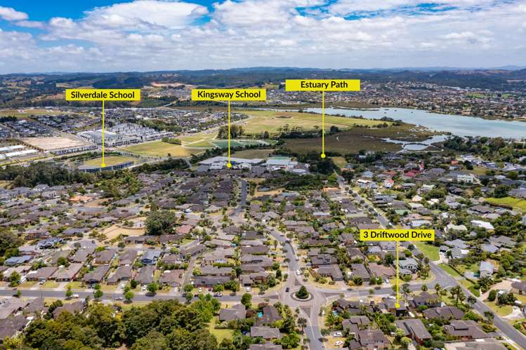 3 Driftwood Drive Red Beach_19