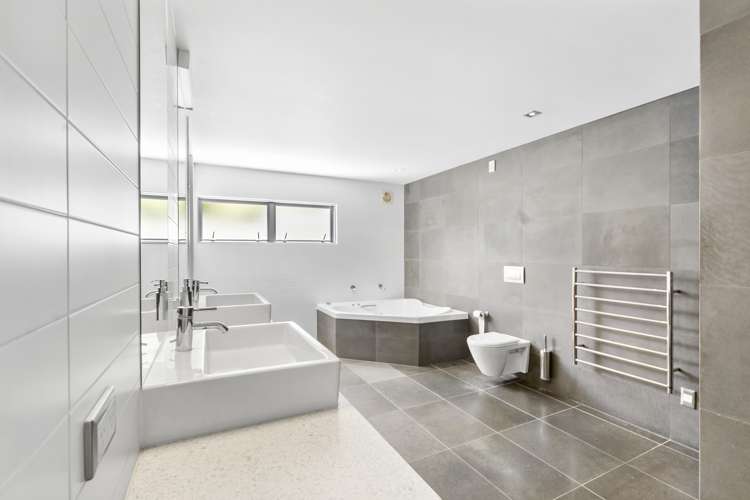 244 Hurstmere Road Takapuna_28