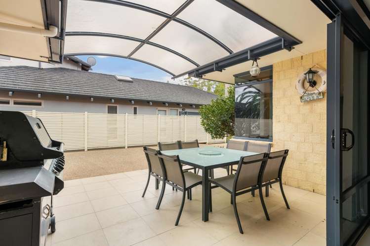 125 Motu Capri Pauanui_12