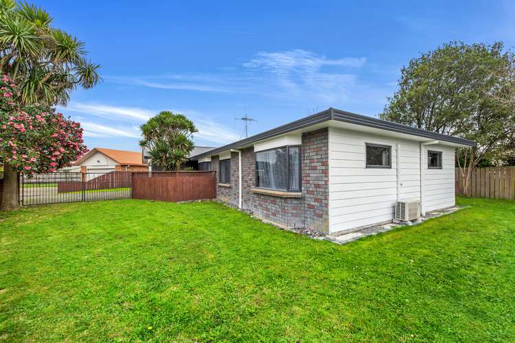 7 Plymouth Place Fairview Downs_13