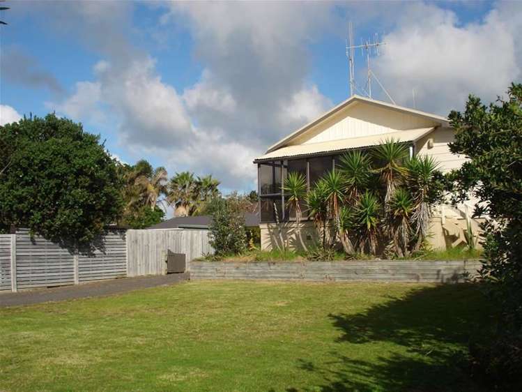 74 Seaforth Road Waihi Beach_3