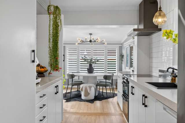 6 Pemberton Crescent Greerton_2