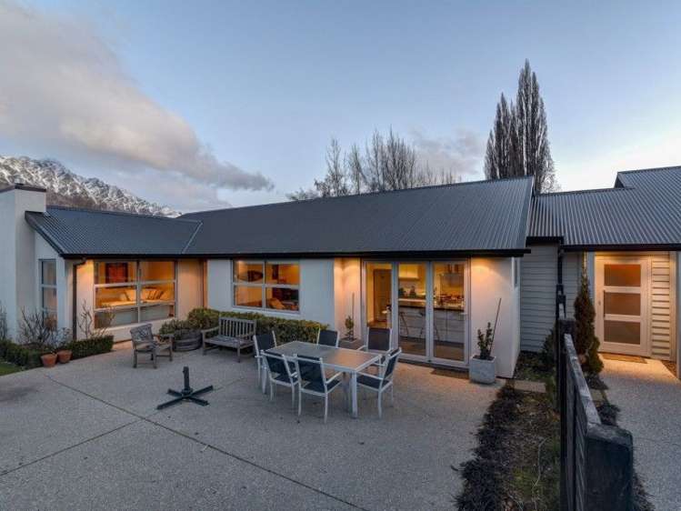 2 Bridgewell Lane Lower Shotover_5