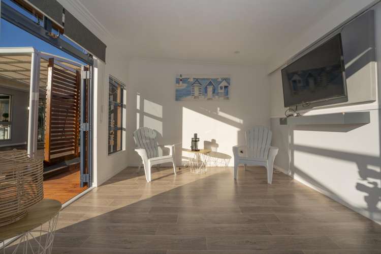 168 Ballintoy Park Drive Welcome Bay_22