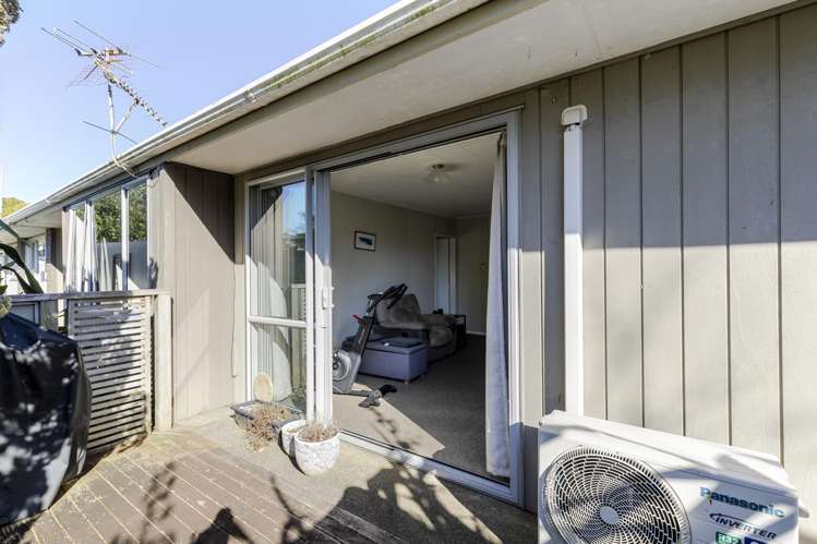 8B Waterloo Place Westown_15