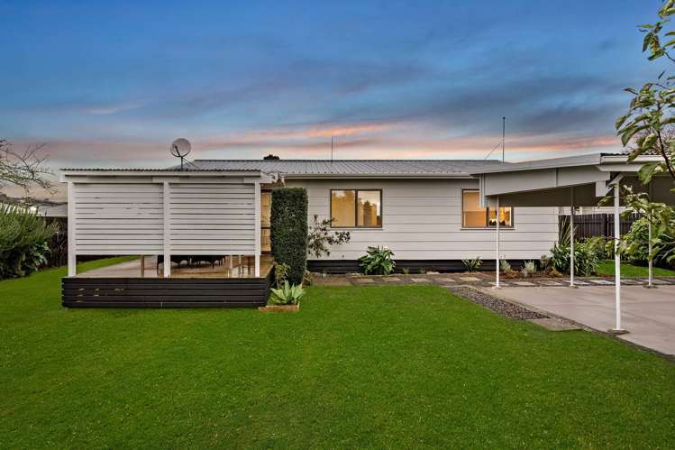 2/34 Sutton Crescent_0