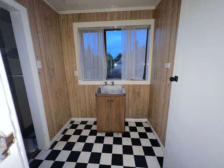 6 Lyall Place Bryndwr_8