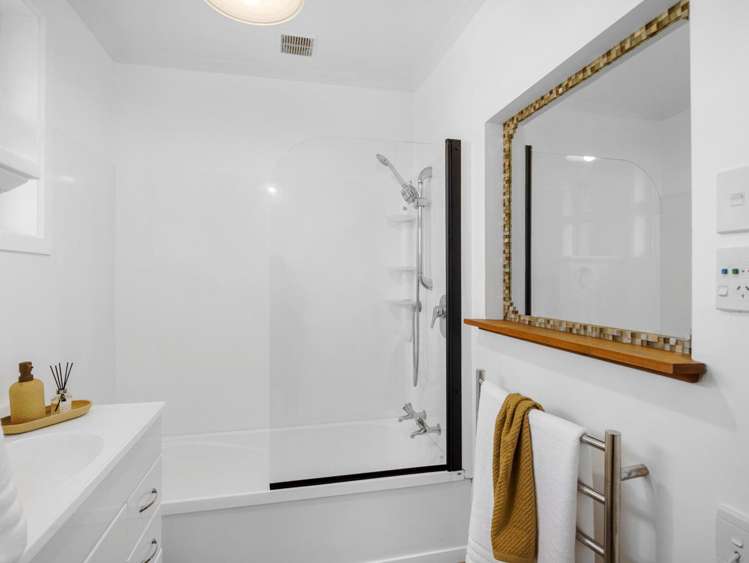 88 Farquhars Road Redwood_9