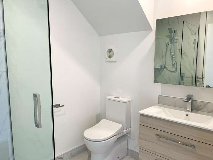 14/7 Spencer Street Addington_9
