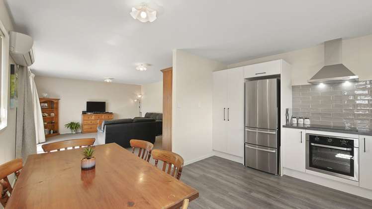 2/28 Wilson Street Islington_2