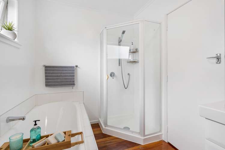 1/24 Lancaster Road Beach Haven_12