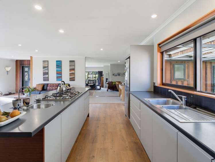 186 Sunset Valley Road Upper Moutere_18