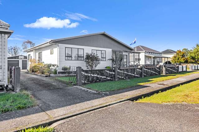 Just Right in the Heart of Westport!