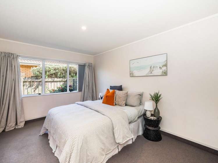 300 Manly Street Paraparaumu Beach_21