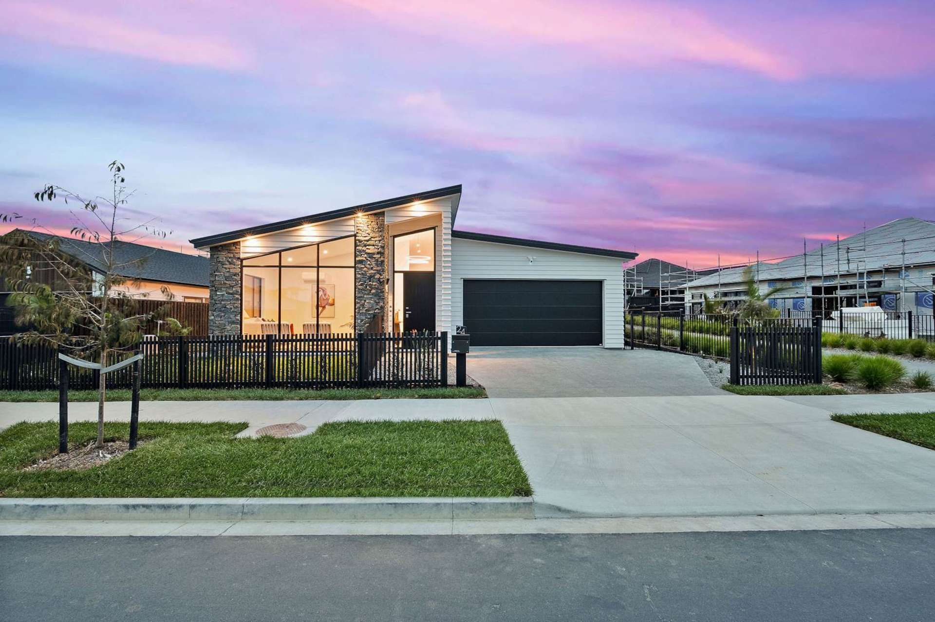 24 Tipu Crescent Milldale_0