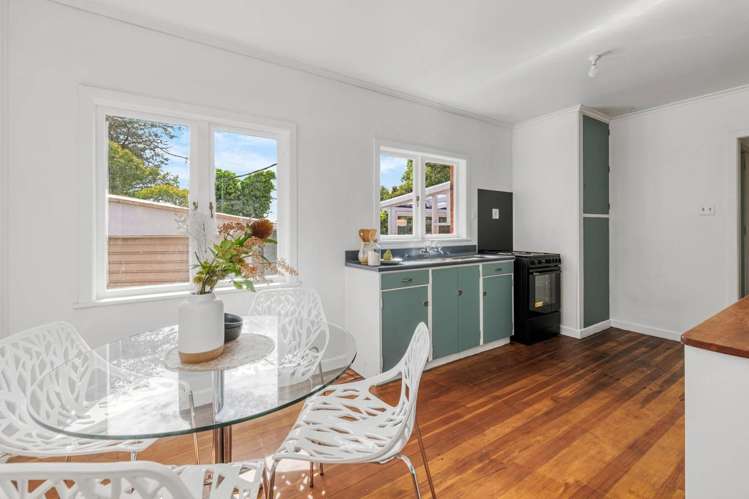 56 Tamaki Ave 10057_3