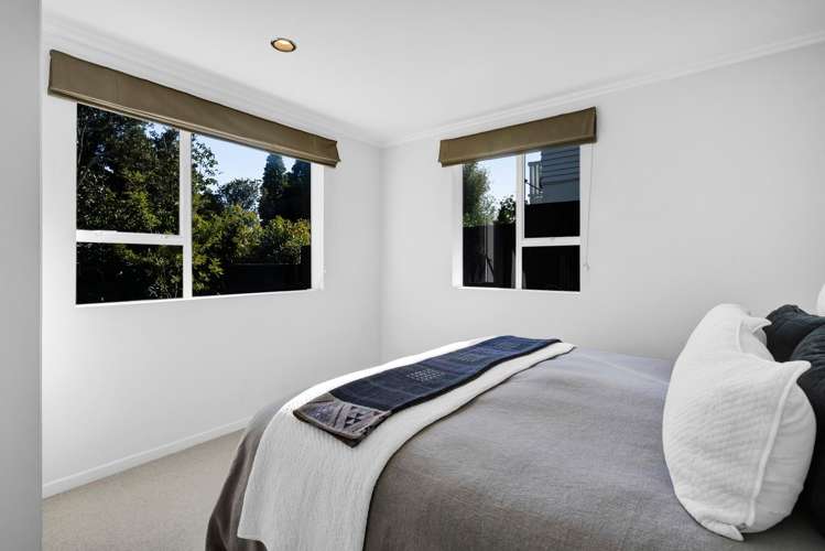 290 Devon Street West New Plymouth_15