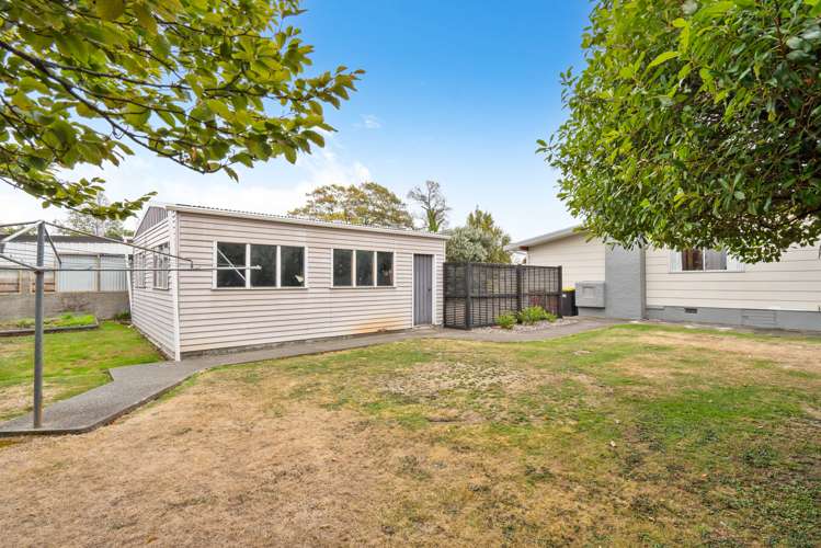 33 Colville Street Masterton_23