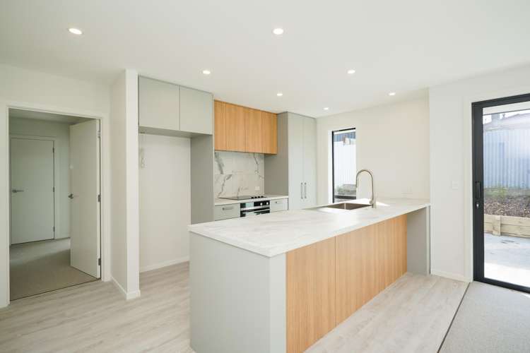 104 Scandrett Street_5