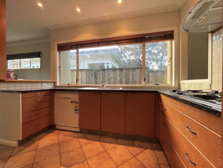 5 Peet Avenue Royal Oak_6