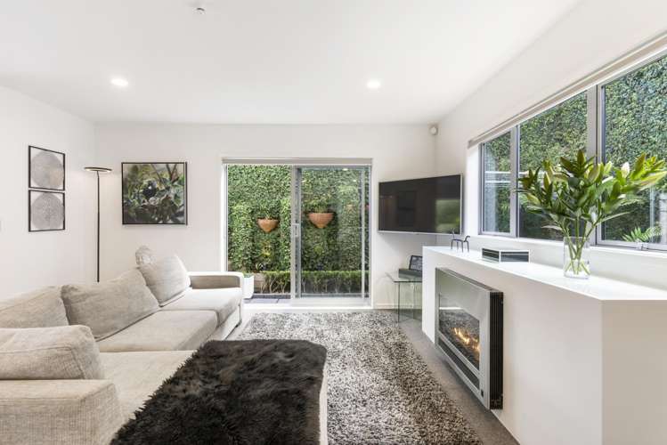 21a Godden Crescent Mission Bay_11