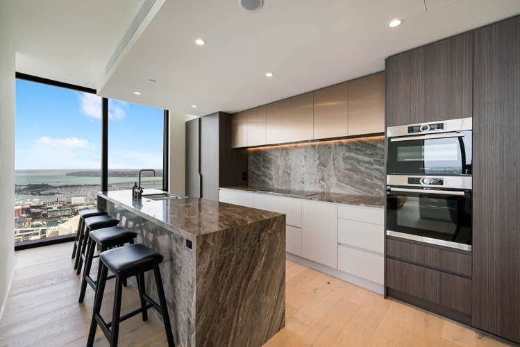 5203/10 Commerce Street City Centre_10