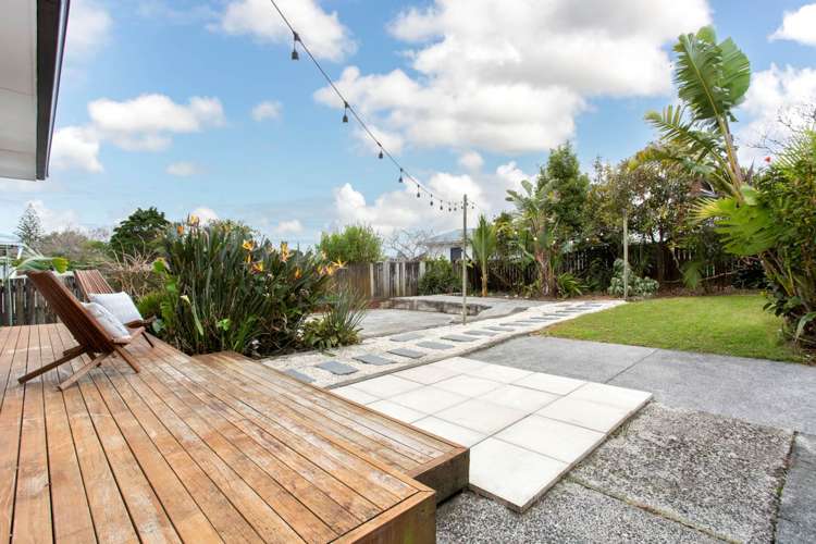 25 Trojan Crescent New Lynn_2