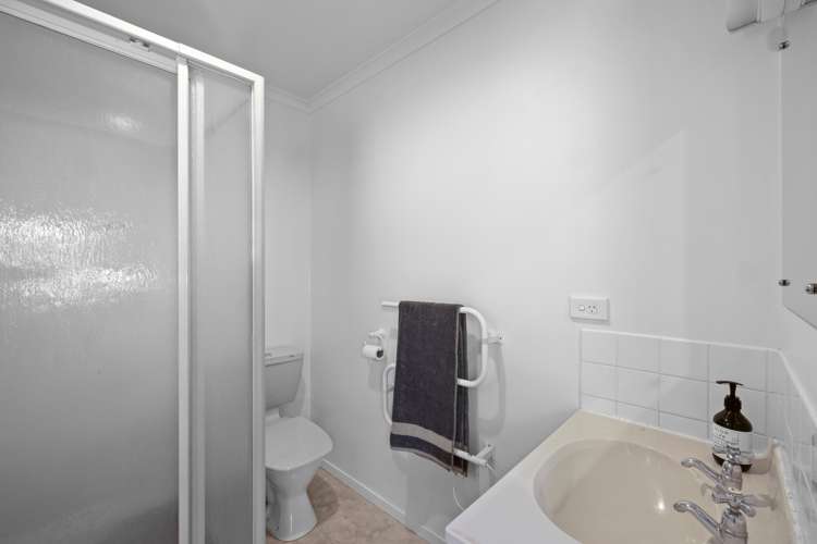 3 Maple Crescent Whalers Gate_18